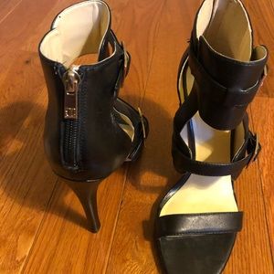 Ikanka Trump Sandals